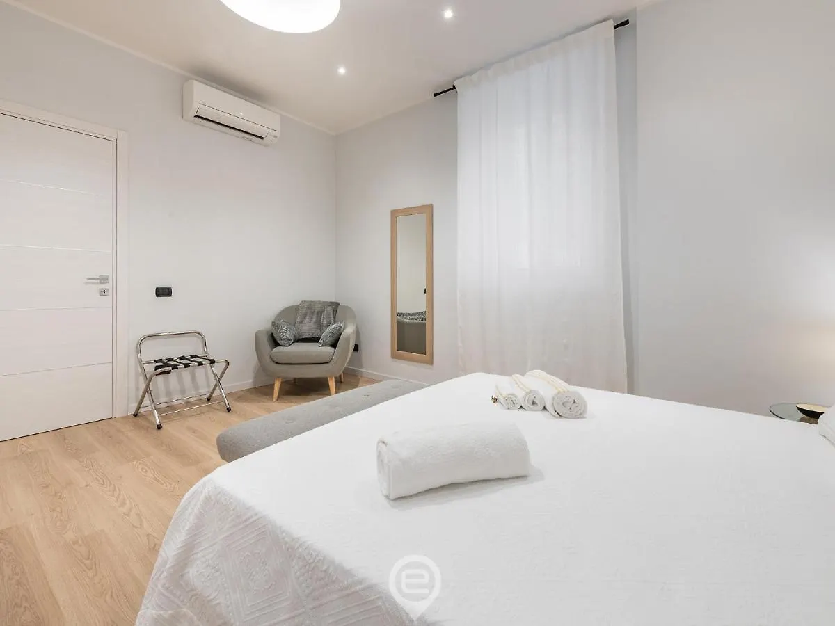 Apartment Corso 220 - City Centre Cagliari Italy